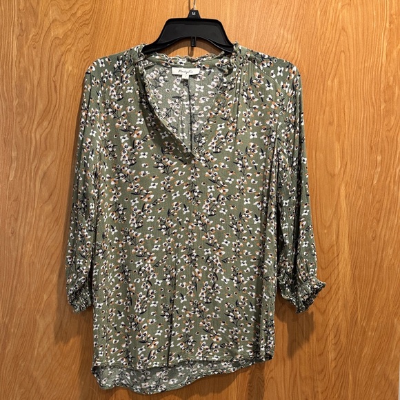 Monday Fun Tops - Pleione Olive Floral V-Neck Blouse